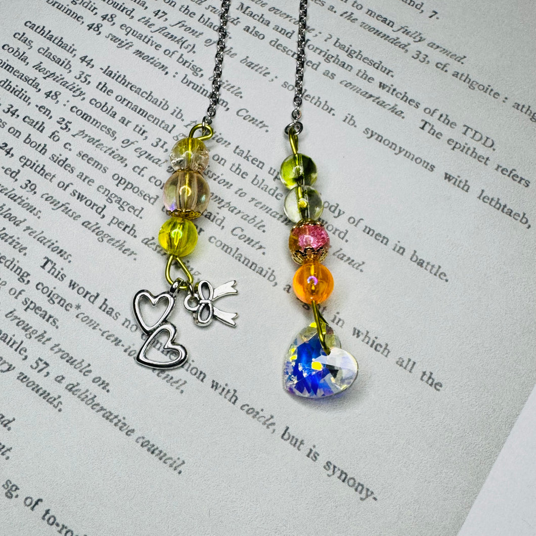 Chain Bookmark - Bow and Hearts