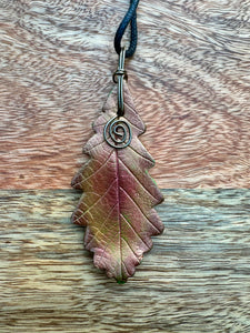 Leaf pendant - Oak style 2