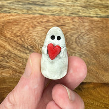 Load image into Gallery viewer, Mini love ghost - grey
