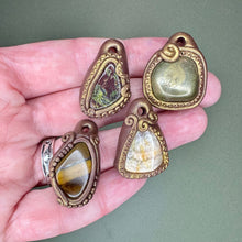 Load image into Gallery viewer, Mini crystal pendant - Crazy Lace Agate
