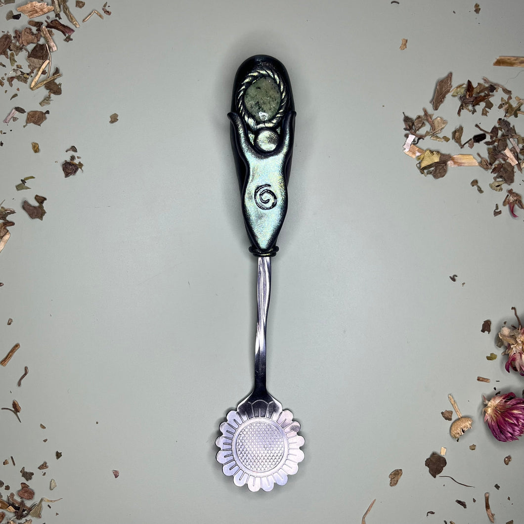 Goddess herb spoon - green dendritic opal