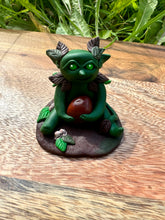 Load image into Gallery viewer, Woodland spirit - Red Jasper
