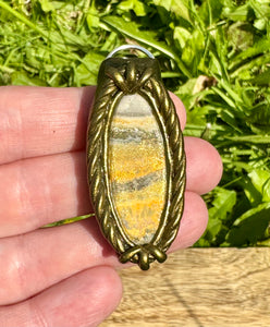 Sun pendant - Bumblebee Jasper