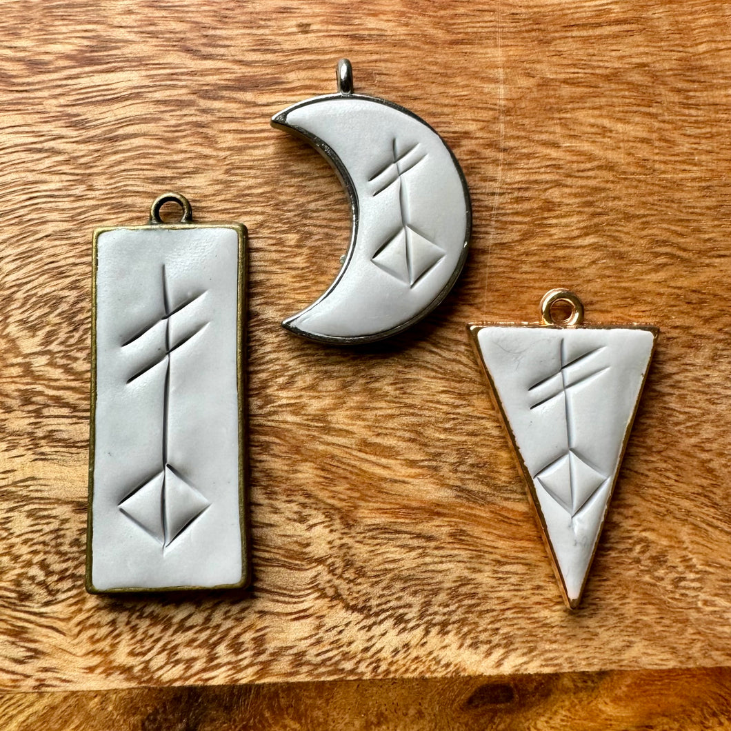 Rune pendant - Creation