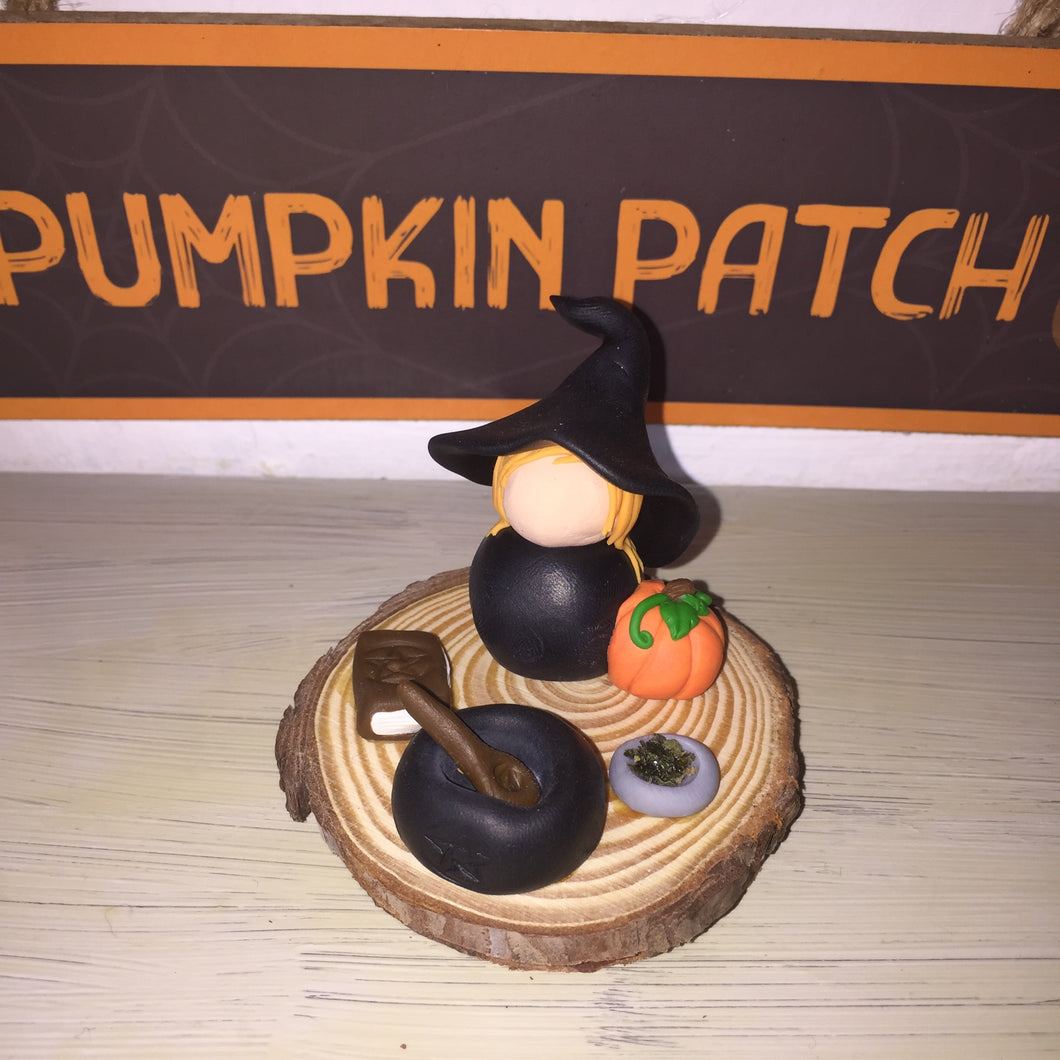 Kitchen Pumpkin Witch Blonde Hair Nettle