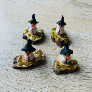 Polymer Clay Mini Snow-Witch (gold)