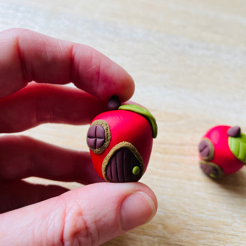 Polymer clay Mabon Apple House