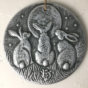 Triple Hare Hanging Plaque