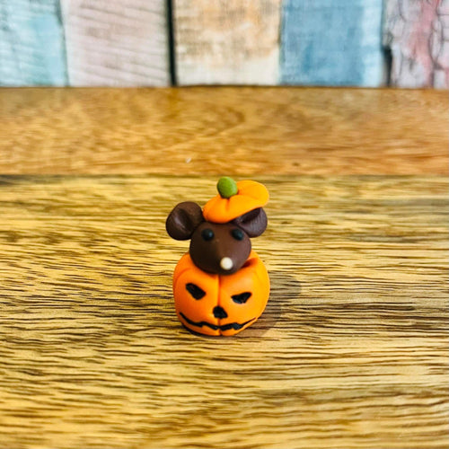 Mini Polymer Clay Pumpkin Mouse